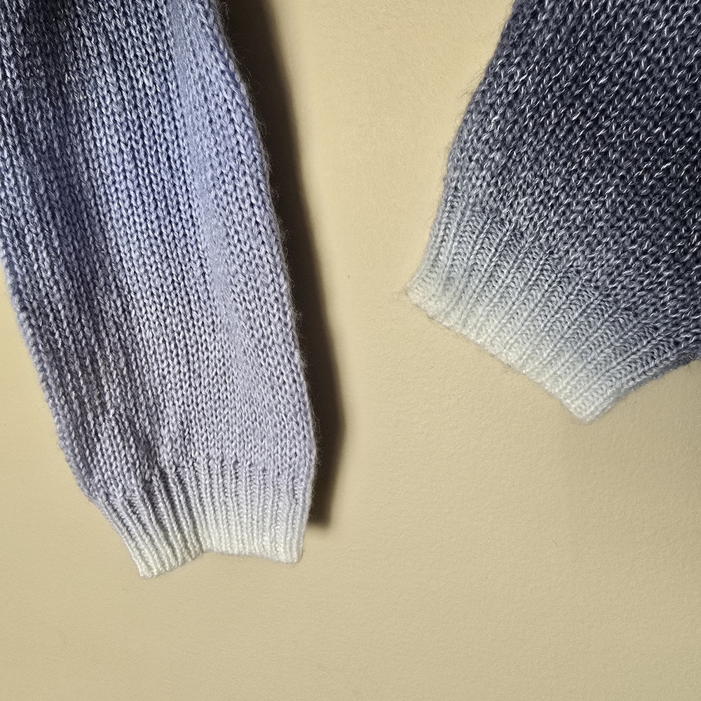 Streetwear Society Blue Ombre Cropped Turtleneck Sweater M - Picture 4 of 7